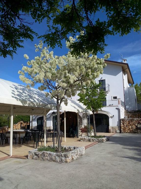 Locanda Dell'Asino D'Oro Villa Sulmona Eksteriør billede