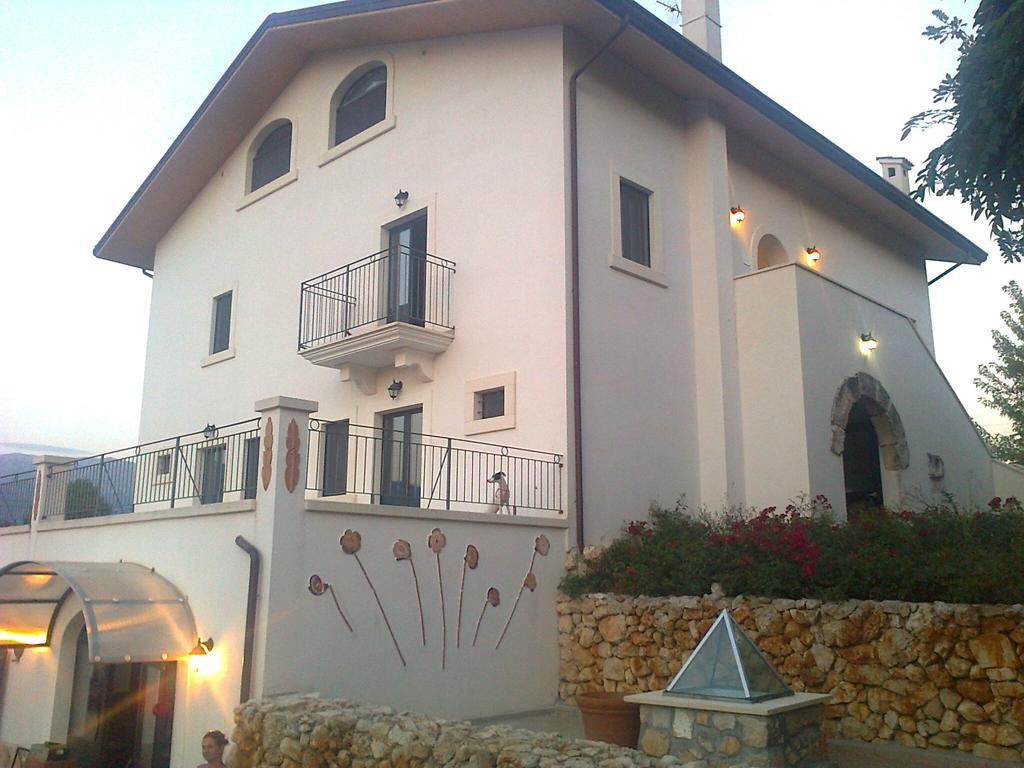 Locanda Dell'Asino D'Oro Villa Sulmona Eksteriør billede